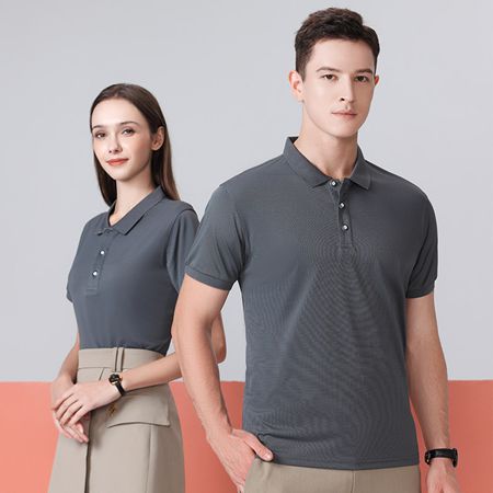 ���i��ʿ����POLO�����L(f��ng)�У��ĺ��s���ſᣬһ�W(w��ng)��M��